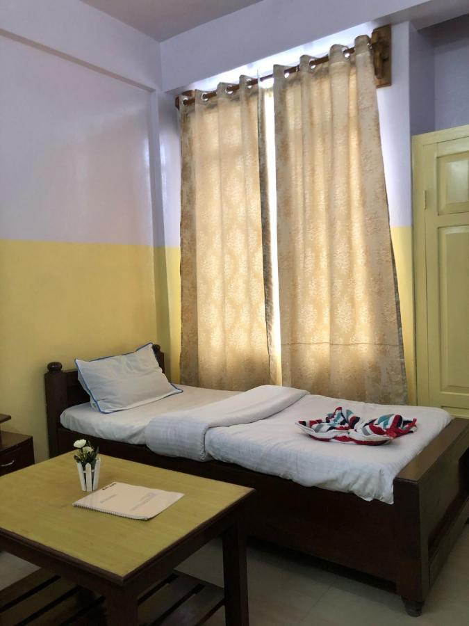 Jn Hotel Kohima Extérieur photo